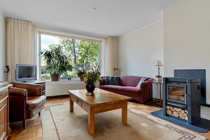 Foto 3 van Mr P J Oudlaan 2