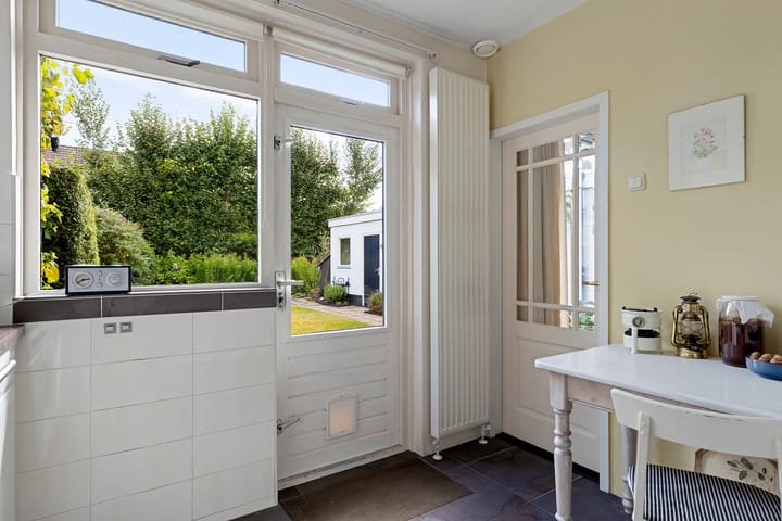 Foto 10 van Mr P J Oudlaan 2