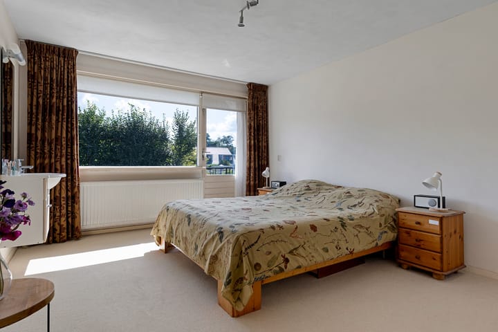 Foto 12 van Mr P J Oudlaan 2