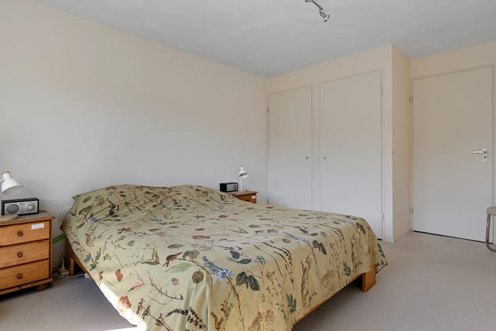 Foto 13 van Mr P J Oudlaan 2