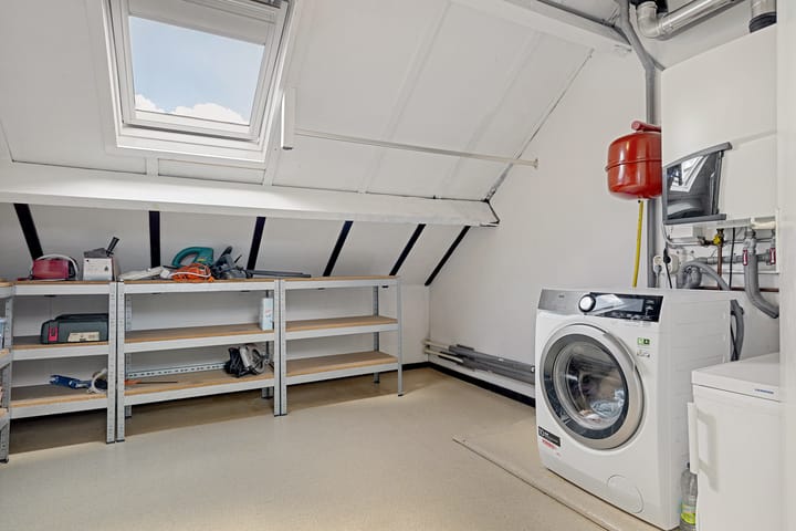 Foto 24 van Mr P J Oudlaan 2