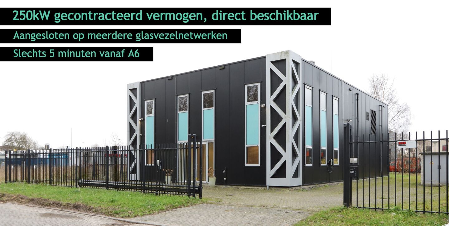 View photo 1 of De Striptekenaar 76