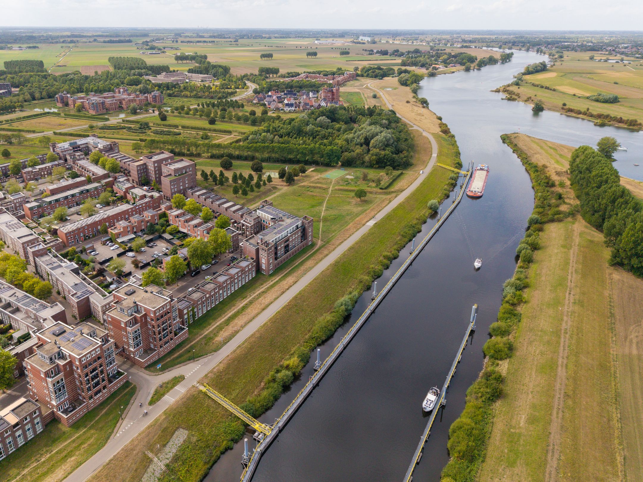 Foto 33 van Parcivalring 193