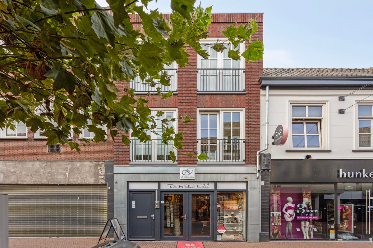 Bekijk foto 1 van Veestraat 39