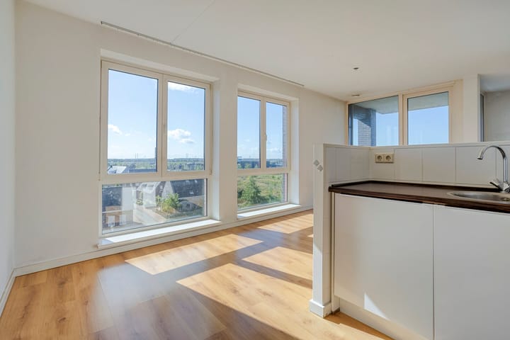 Photo 10 of John Denverlaan 46