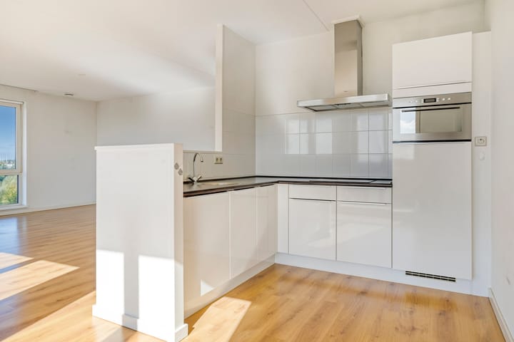 Photo 11 of John Denverlaan 46