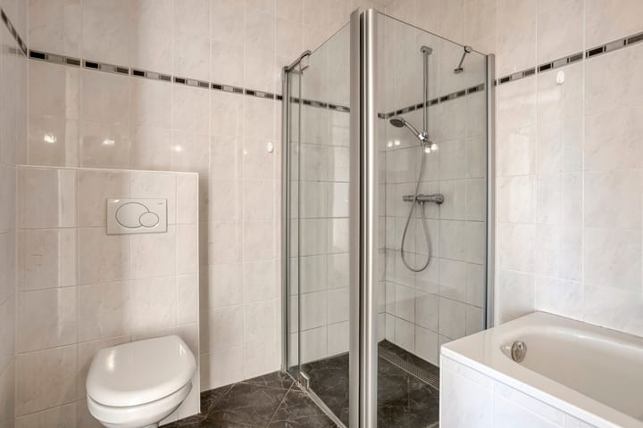 Photo 14 of John Denverlaan 46