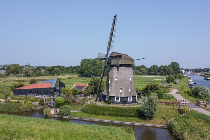 Photo 49 of Oosterdijk 1
