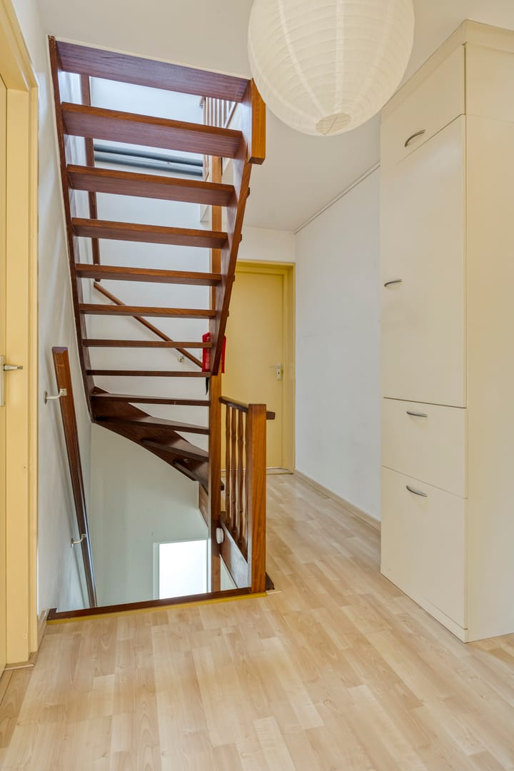 Foto 22 van van Petershemstraat 6