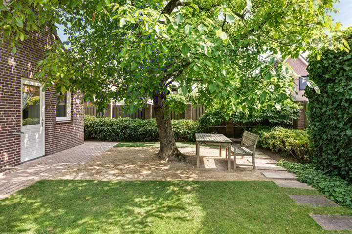 Foto 40 van van Petershemstraat 6