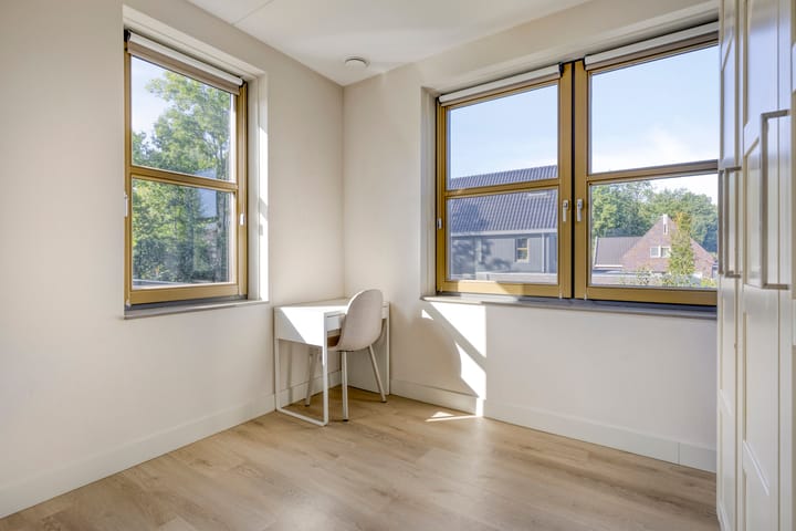 Foto 23 van Struiklaan 7