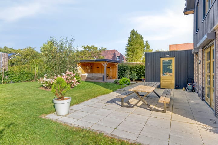 Foto 28 van Struiklaan 7