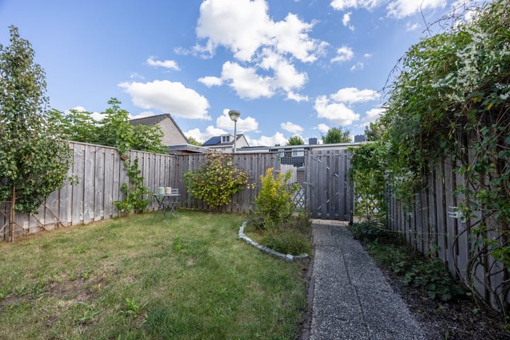 Photo 34 of Lijsterbesstraat 5