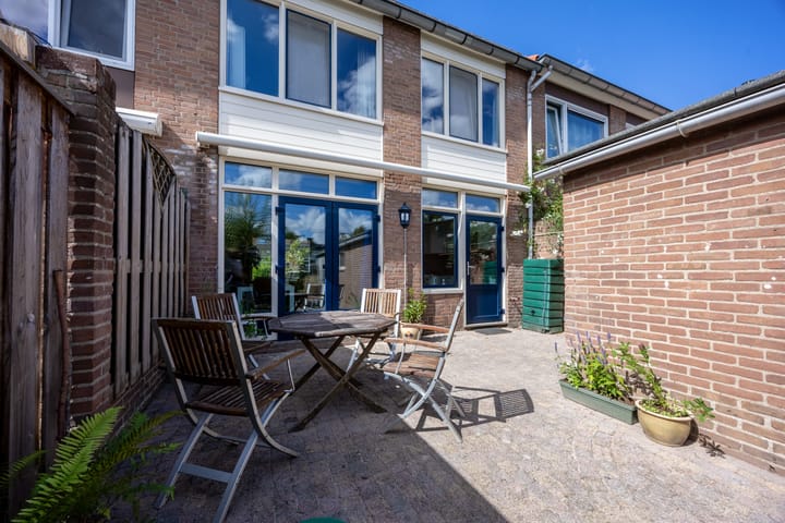 Photo 38 of Lijsterbesstraat 5