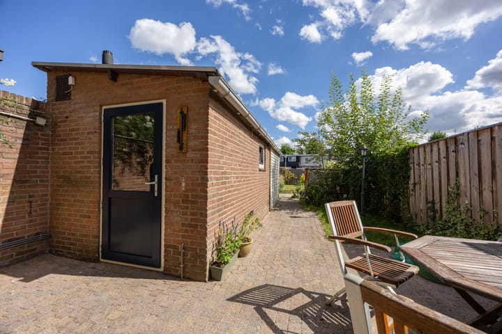 Photo 39 of Lijsterbesstraat 5