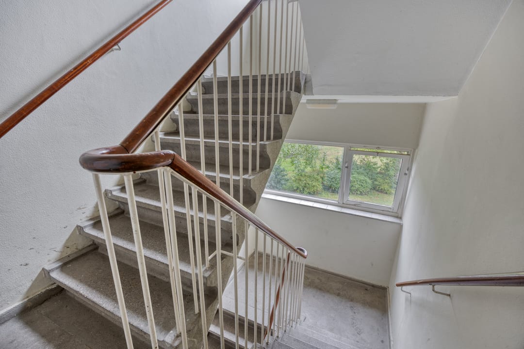 Photo 7 of Bernhardstraat 39-I