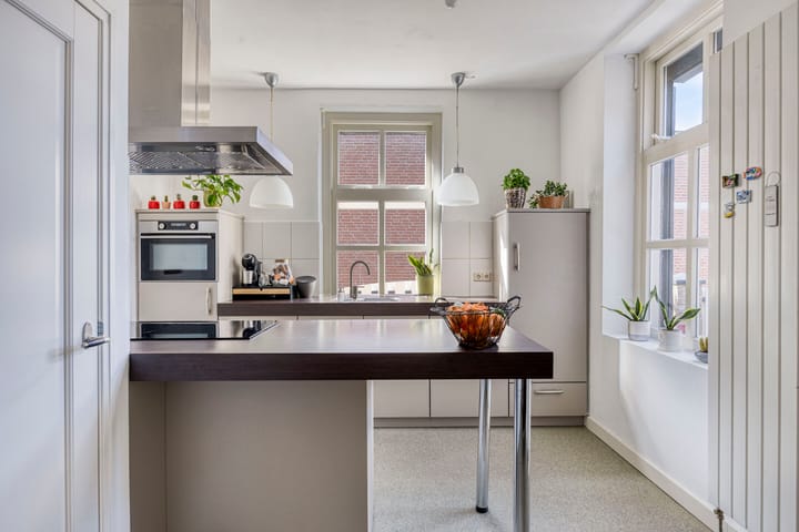 Foto 10 van Veerstraat 15