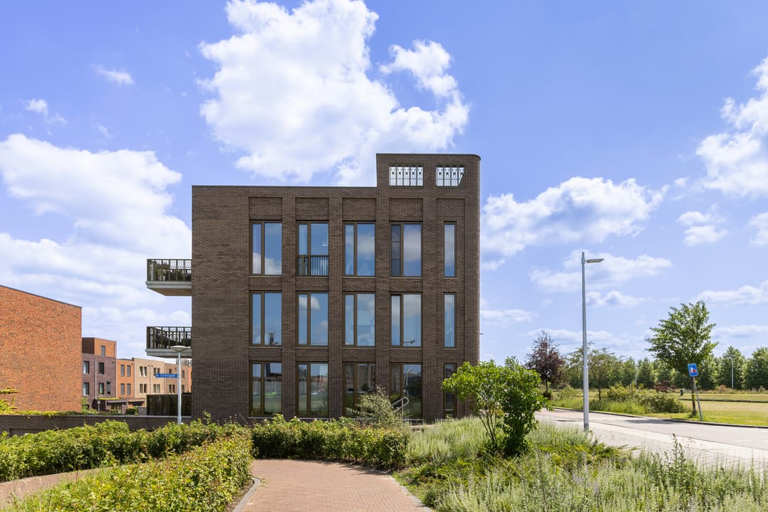 Photo 53 of Zilveren Florijnlaan 261