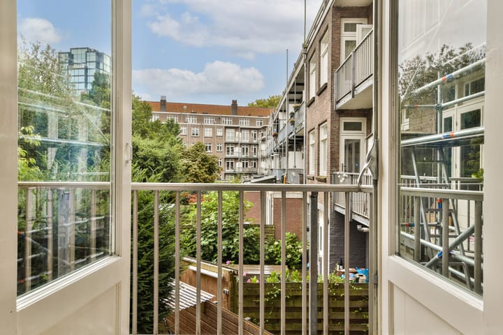 Foto 14 van Van Tuyll van Serooskerkenplein 35-1