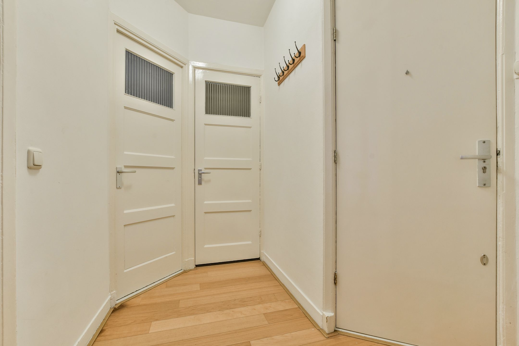 Foto 21 van Van Tuyll van Serooskerkenplein 35-1