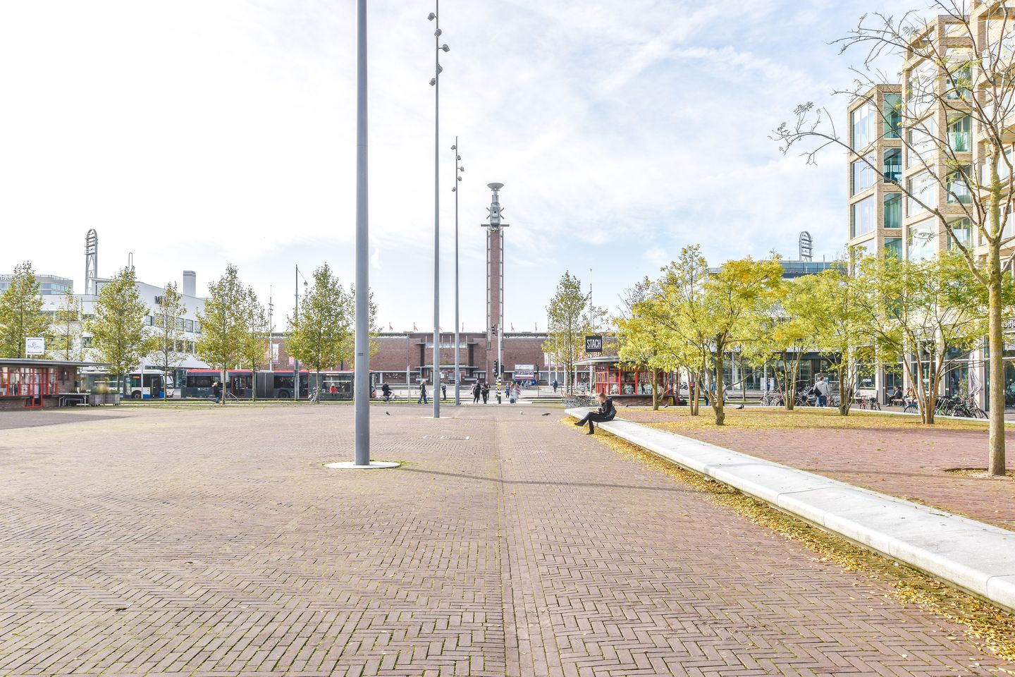 Foto 25 van Van Tuyll van Serooskerkenplein 35-1