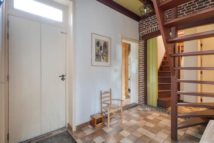 Photo 12 of Heuvelenweg 37