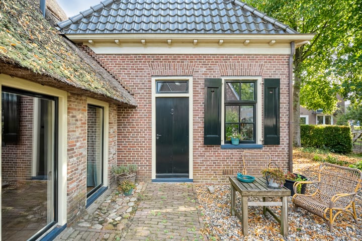 Photo 39 of Heuvelenweg 37