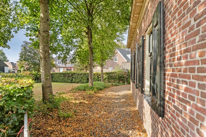 Photo 50 of Heuvelenweg 37