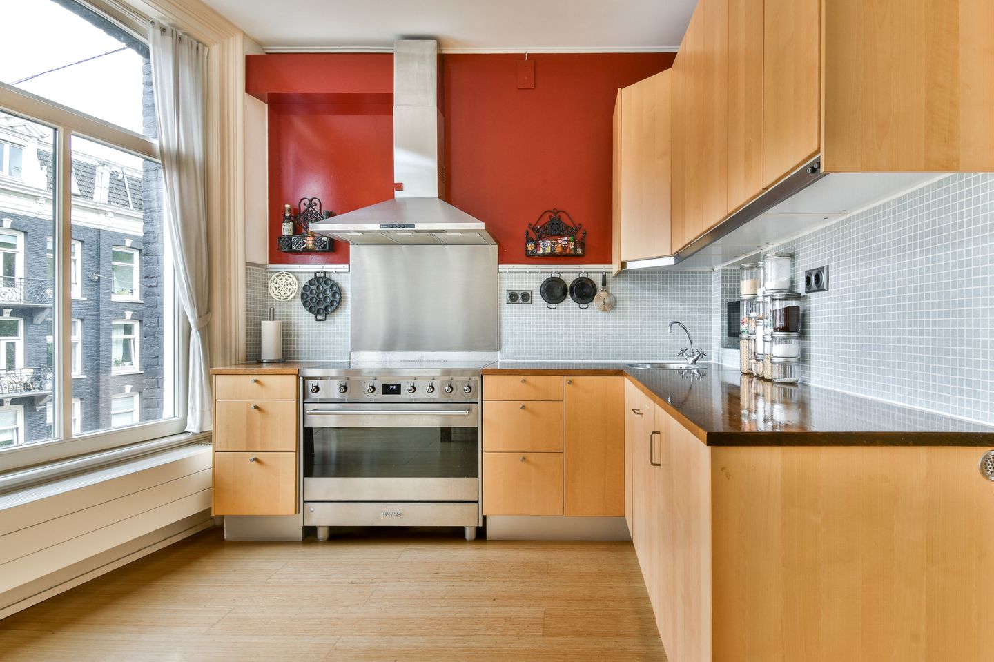 Photo 10 of Marnixstraat 381-2