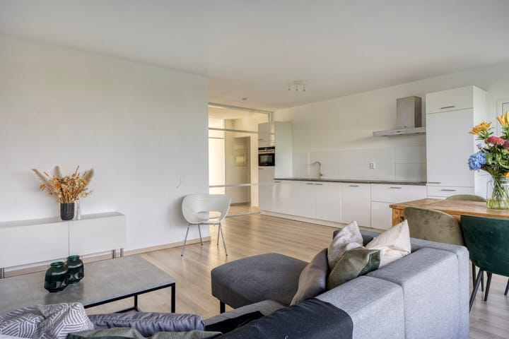 Foto 6 van Adama van Scheltemaplein 60