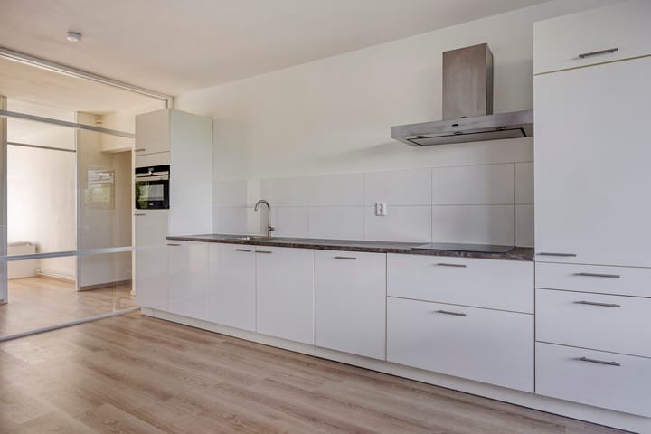 Foto 8 van Adama van Scheltemaplein 60