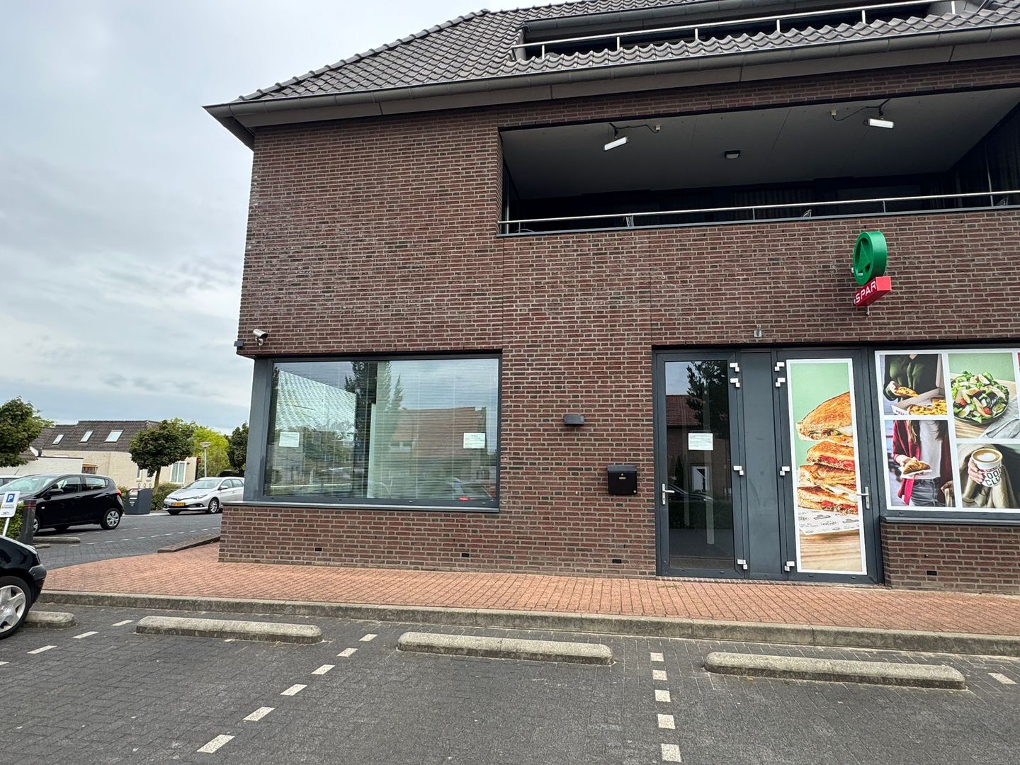 Bekijk foto 2 van Brugstraat 8