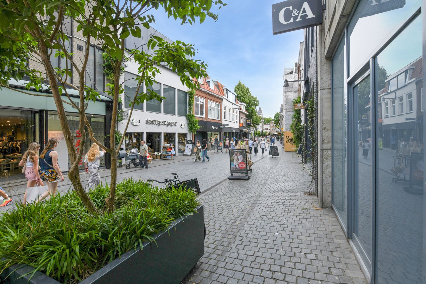 View photo 4 of Ginnekenstraat 111