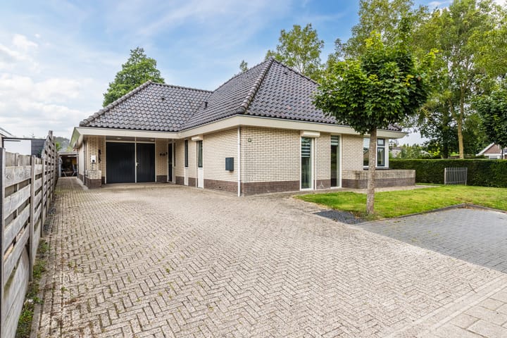 Foto 1 van Rustenburgerweg 66-A