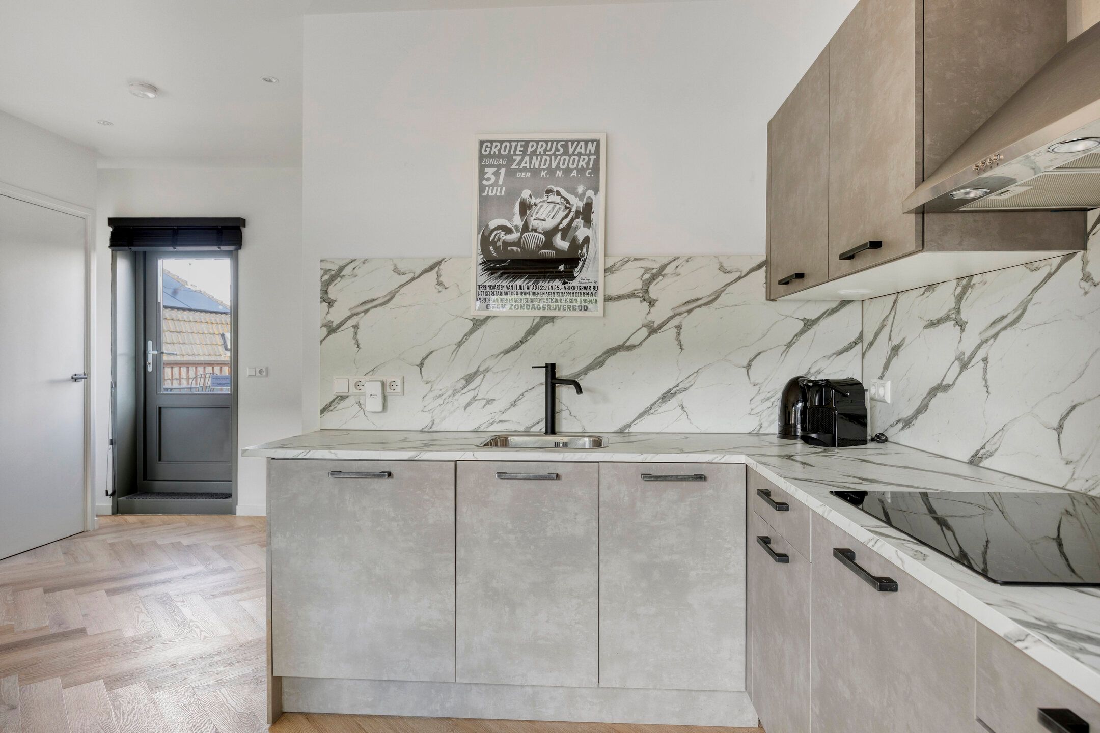 van Ostadestraat 21-B Zandvoort - More