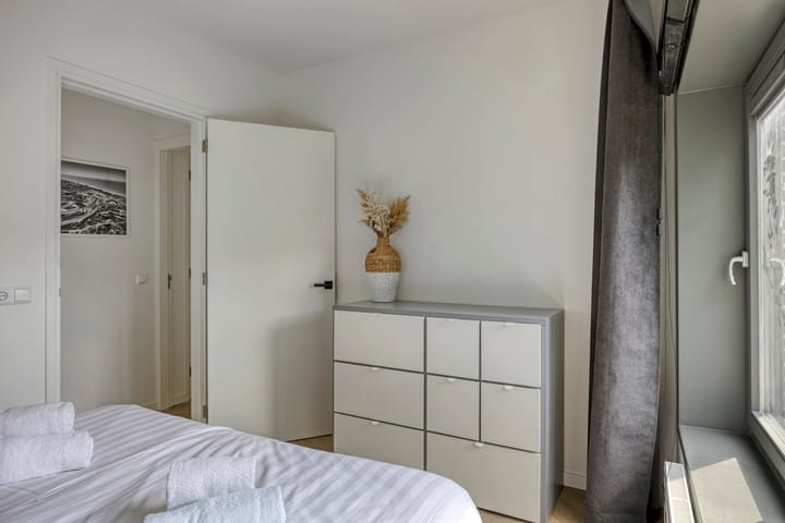 Photo 12 of van Ostadestraat 21-B