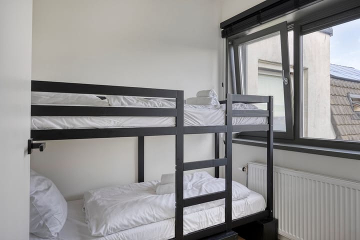 Photo 13 of van Ostadestraat 21-B