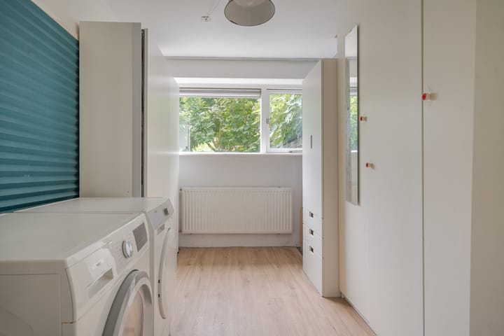 Photo 38 of Botlek 6