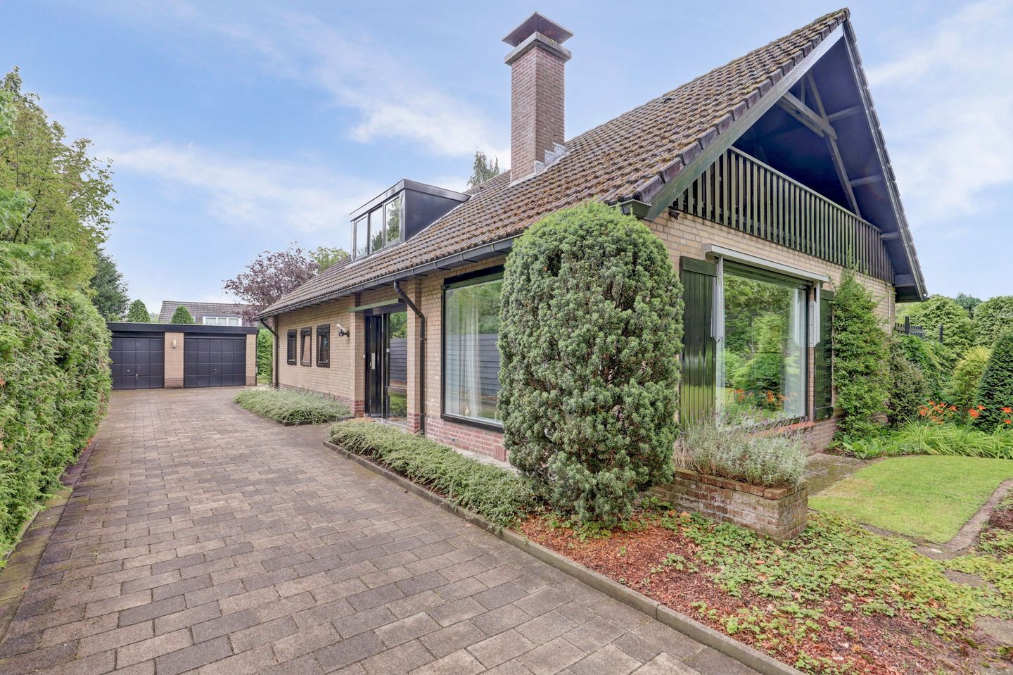 Foto 1 van Koningin Julianaweg 10