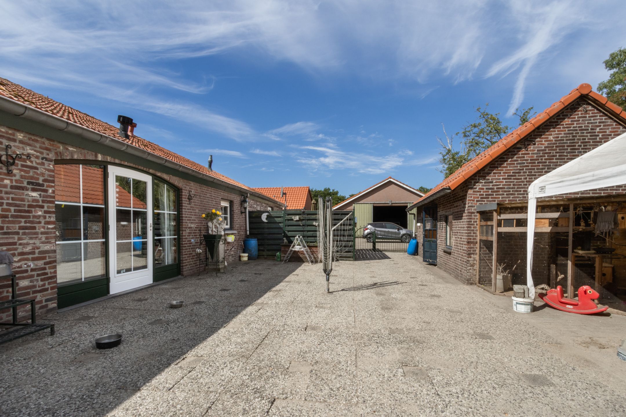 Photo 57 of Grensweg 9