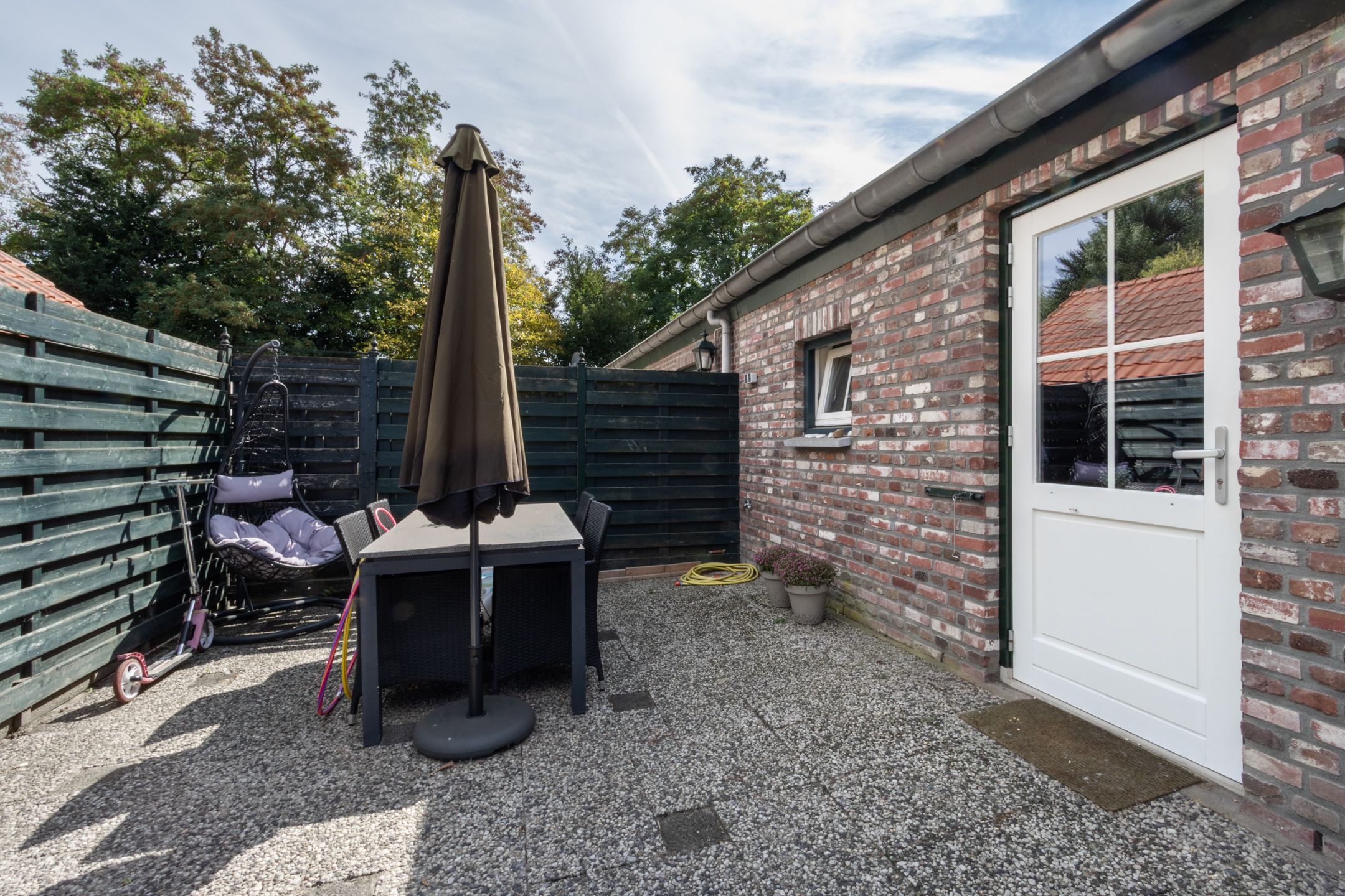 Photo 69 of Grensweg 9