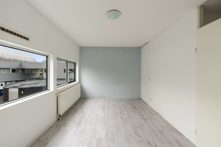 Photo 19 of Van der Voortvaart 9