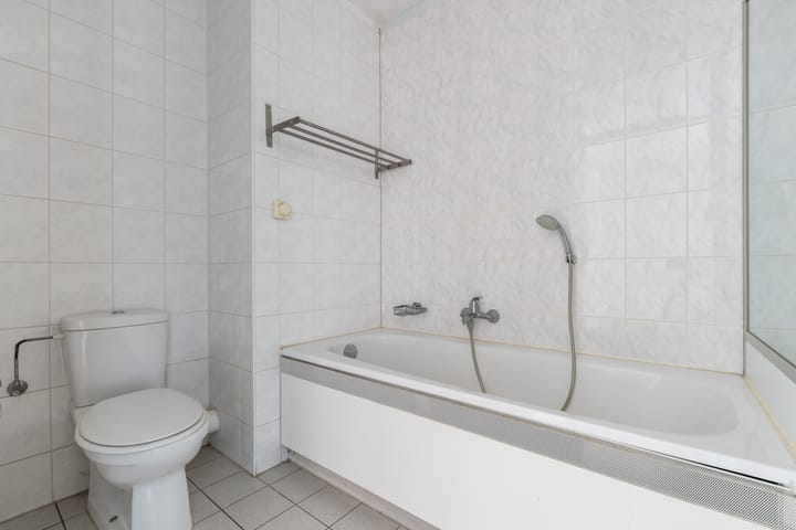 Photo 24 of Van der Voortvaart 9