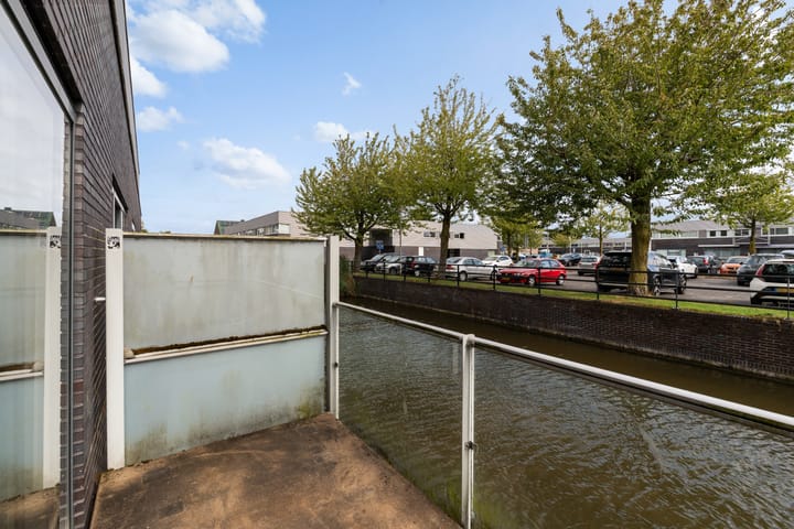 Photo 25 of Van der Voortvaart 9