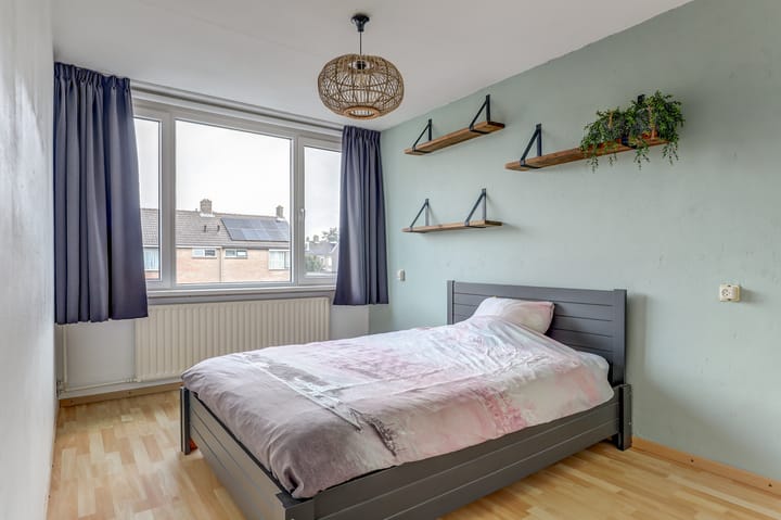 Foto 15 van Meidoornlaan 47