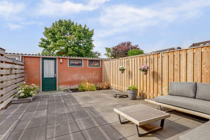 Foto 31 van Meidoornlaan 47