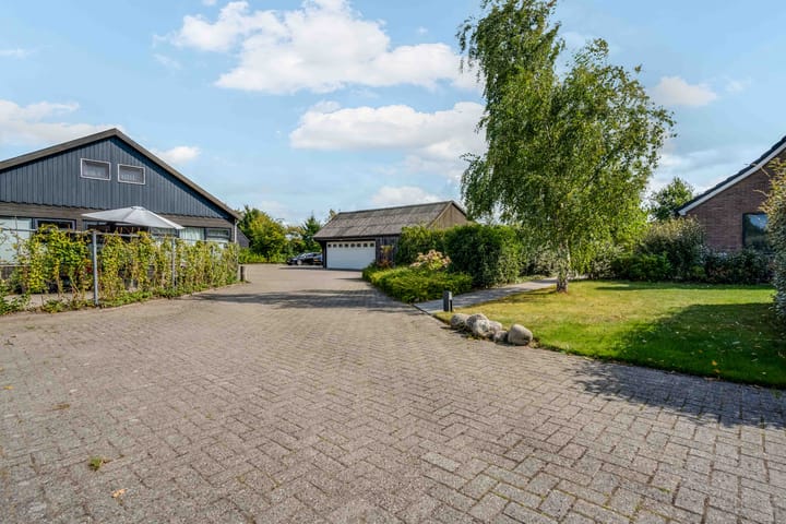 Foto 9 van J.P. Santeeweg 116