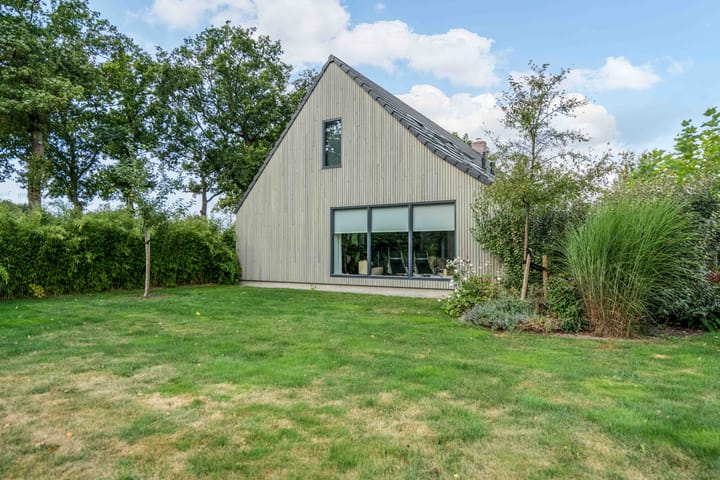 Foto 47 van J.P. Santeeweg 116