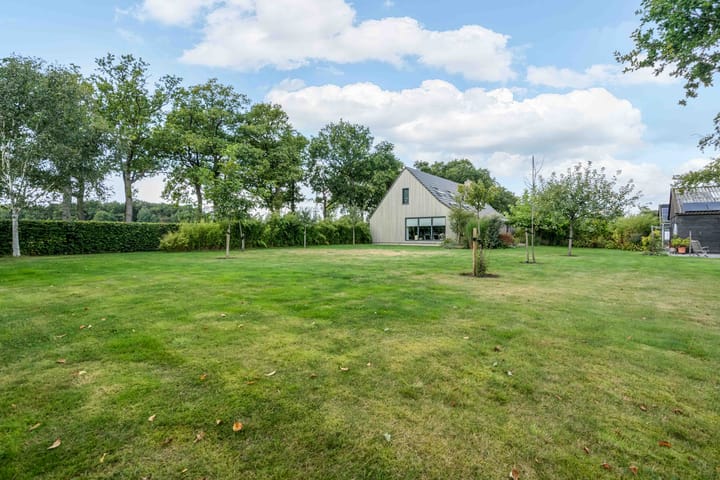 Foto 3 van J.P. Santeeweg 116