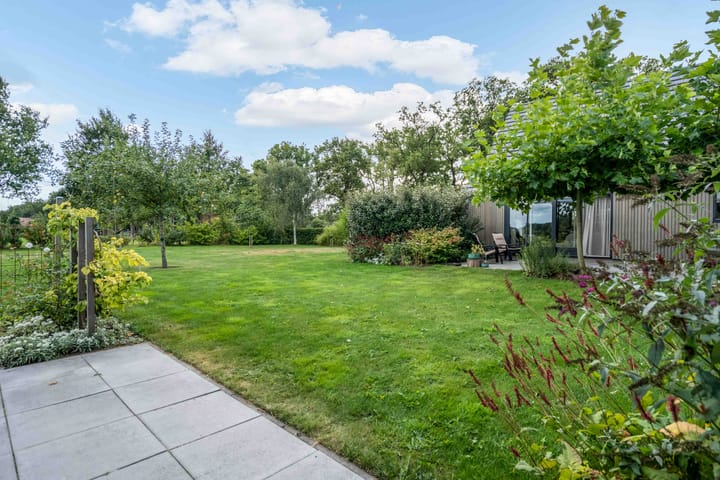 Foto 71 van J.P. Santeeweg 116